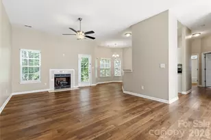 9611 Worley Dr, Charlotte, NC 28215 - Photo 4