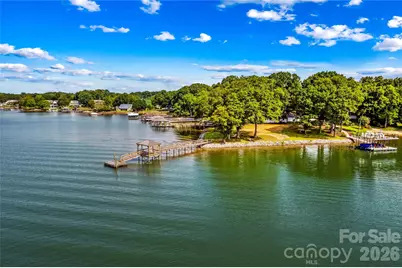 7152 Channelview Drive, Sherrills Ford, NC 28673 - Photo 4