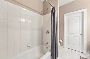400 N Church St, Charlotte, NC 28202 - Photo 30
