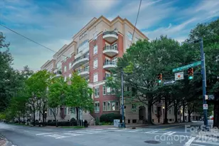 400 N Church St, Charlotte, NC 28202 - Photo 4