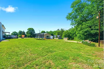 701 E Iowa Avenue, Bessemer City, NC 28016 - Photo 34