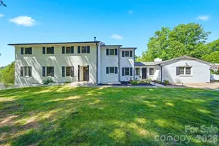 701 E Iowa Ave, Bessemer City, NC 28016 - Photo 1