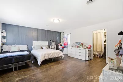 701 E Iowa Avenue, Bessemer City, NC 28016 - Photo 16