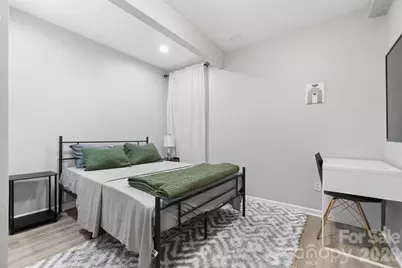 6239 Skyline Drive, Charlotte, NC 28269 - Photo 24