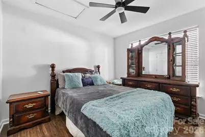 6239 Skyline Drive, Charlotte, NC 28269 - Photo 18