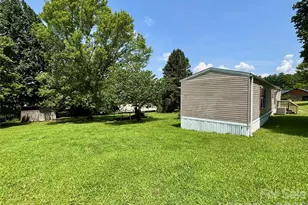 72 S Green Leaf Rd, Hendersonville, NC 28739 - Photo 16
