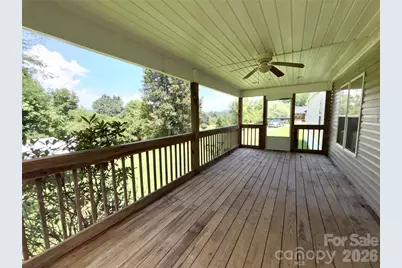 72 S Greenleaf Road, Hendersonville, NC 28739 - Photo 4