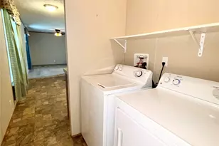 72 S Green Leaf Rd, Hendersonville, NC 28739 - Photo 14