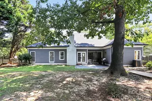 4015 Thistledown Ct, Charlotte, NC 28269 - Photo 38