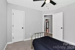4015 Thistledown Ct, Charlotte, NC 28269 - Photo 32
