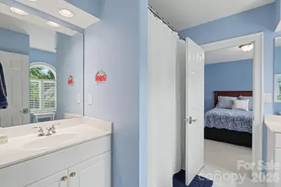 8724 Suninghurst Lane, Charlotte, NC 28277 - Photo 24