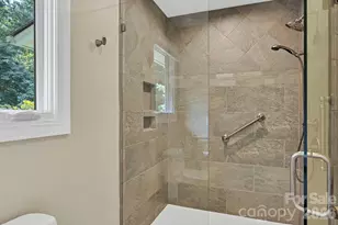 3 Rodney Ct, Flat Rock, NC 28731 - Photo 16