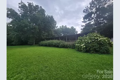 613 Staley Street, Troy, NC 27371 - Photo 2