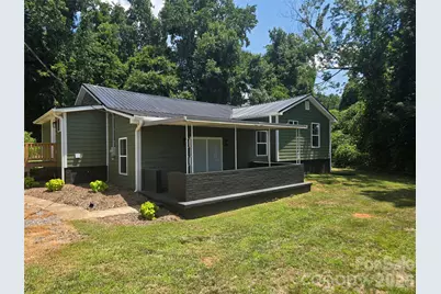 240 E Court Street, Rutherfordton, NC 28139 - Photo 2