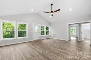 240 E Court St, Rutherfordton, NC 28139 - Photo 1