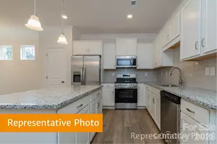 2662 Spinalis St, Charlotte, NC 28215 - Photo 6