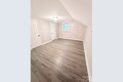 2709 N Main Avenue, Newton, NC 28658 - Photo 30