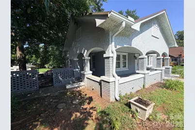 2709 N Main Avenue, Newton, NC 28658 - Photo 2