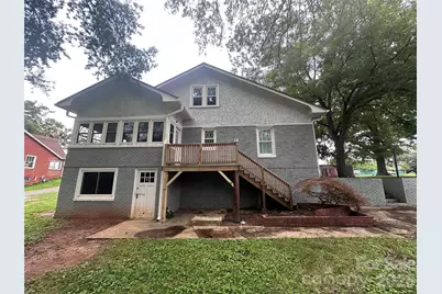 2709 N Main Avenue, Newton, NC 28658 - Photo 8