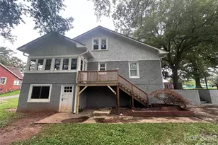 2709 N Main Ave, Newton, NC 28658 - Photo 8