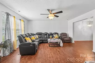 4926 Elizabeth Rd, Charlotte, NC 28269 - Photo 6