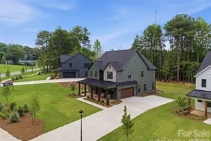 205 Parkdale Dr, Belmont, NC 28012 - Photo 2