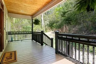 36 Snowshoe Dr, Asheville, NC 28803 - Photo 6