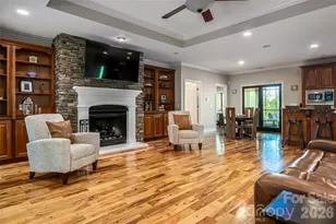 36 Snowshoe Dr, Asheville, NC 28803 - Photo 8