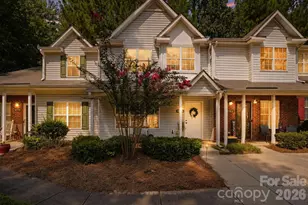 6766 Cypress Tree Ln, Charlotte, NC 28215 - Photo 1