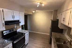 7209 Winery Ln, Charlotte, NC 28227 - Photo 2