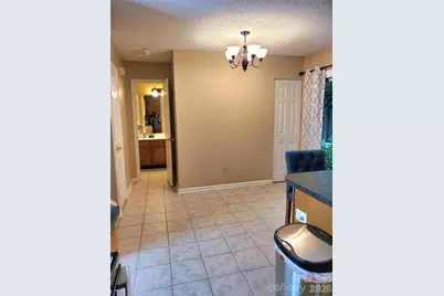 3840 Mosscroft Lane, Charlotte, NC 28215 - Photo 12