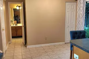 3840 Mosscroft Ln, Charlotte, NC 28215 - Photo 12