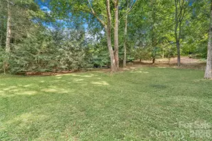 31 Hillcreek Dr, Asheville, NC 28804 - Photo 38