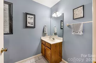 31 Hillcreek Dr, Asheville, NC 28804 - Photo 32