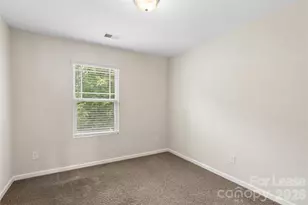 1368 Galloway Rd, Charlotte, NC 28262 - Photo 18