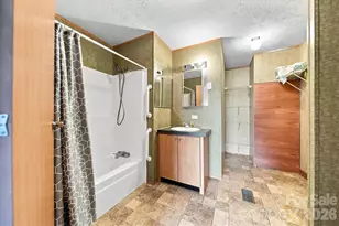 8660 Hollywood Dr, Connelly Springs, NC 28612 - Photo 18