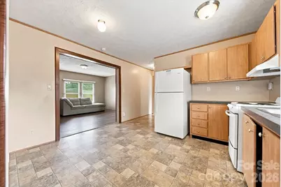 8660 Hollywood Drive, Connelly Springs, NC 28612 - Photo 12