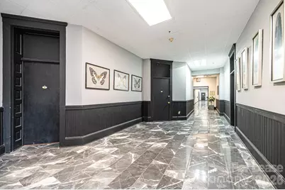426 2nd Avenue SE, Hickory, NC 28601 - Photo 8