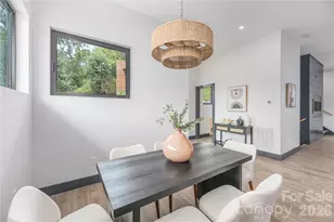 19 Woodbine Rd, Asheville, NC 28804 - Photo 8