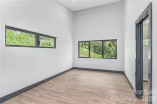 19 Woodbine Rd, Asheville, NC 28804 - Photo 34