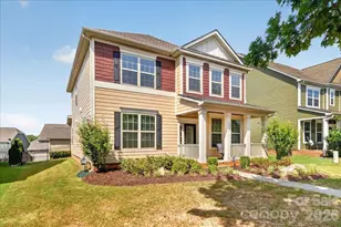 1052 Delridge St, Waxhaw, NC 28173 - Photo 2