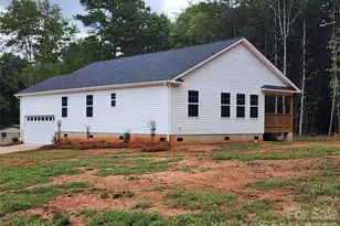 5900 Flamingo Dr, Conover, NC 28613 - Photo 8