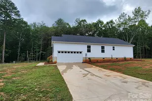 5900 Flamingo Dr, Conover, NC 28613 - Photo 6