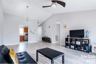 1300 Larchmont Place #810, Salisbury, NC 28144 - Photo 6