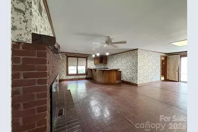842 N Aspen Street, Lincolnton, NC 28092 - Photo 8