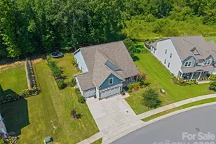 1331 Brooksland Pl, Waxhaw, NC 28173 - Photo 2