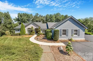 13 Lowry Ln, Weaverville, NC 28787 - Photo 1