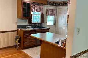 2758 McNeelly Dr, Valdese, NC 28690 - Photo 6