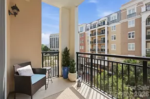 4625 Piedmont Row Dr, Charlotte, NC 28210 - Photo 16