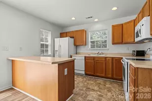 14327 Tranters Creek Ln, Charlotte, NC 28273 - Photo 10